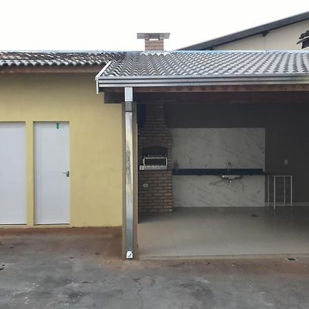 Bela Casa Com Churrasqueira E Estacionamento Βίλα Olímpia Εξωτερικό φωτογραφία