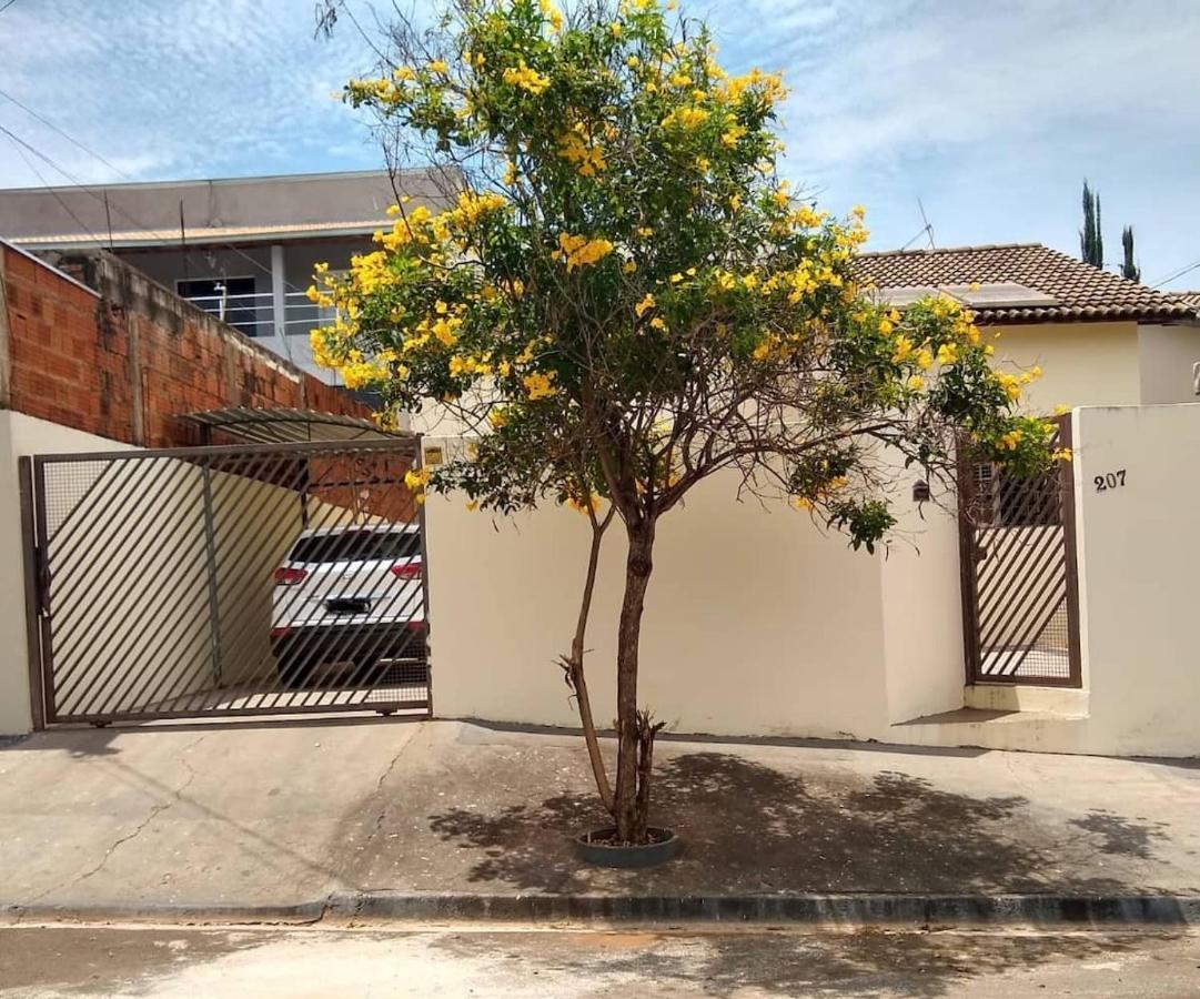Bela Casa Com Churrasqueira E Estacionamento Βίλα Olímpia Εξωτερικό φωτογραφία